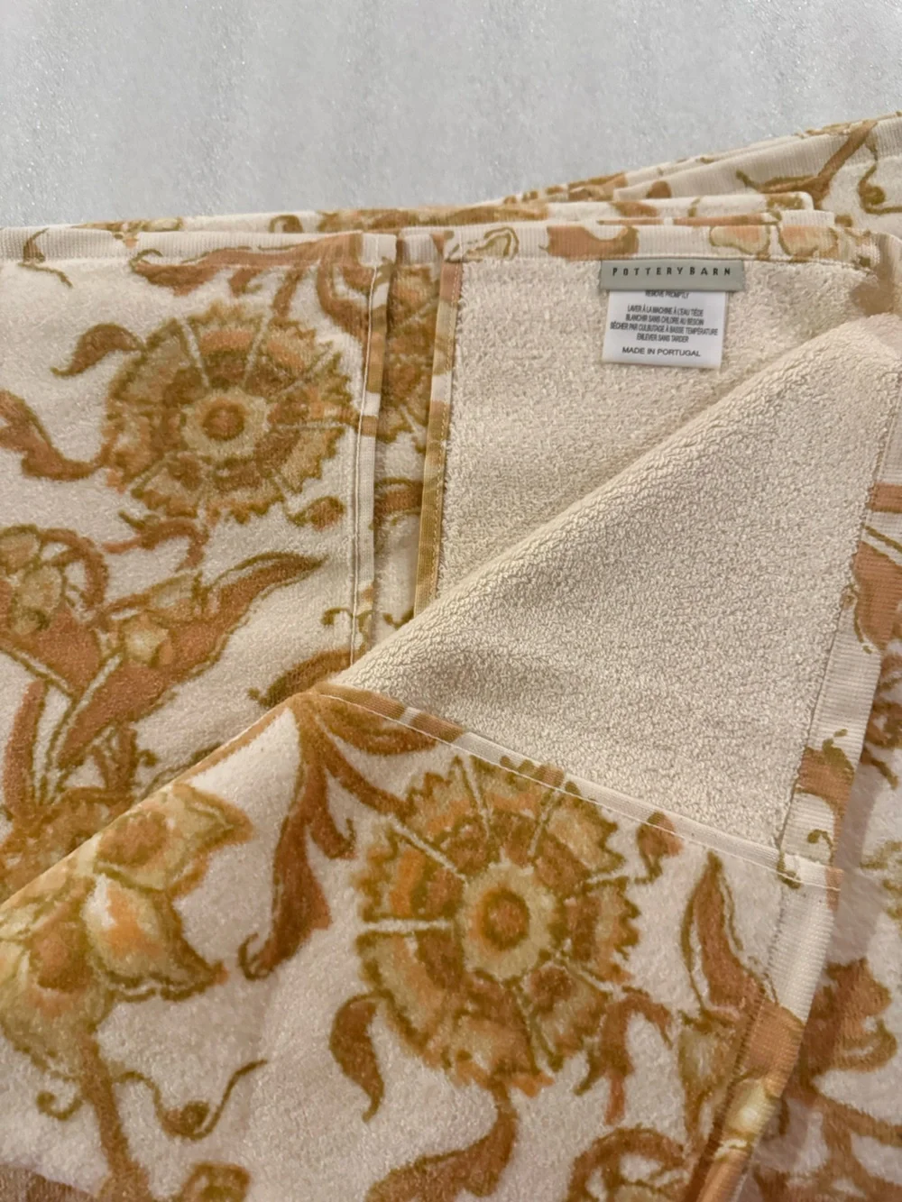 New Vintage Pottery Barn Antonia Kalamkari Bath Towel Set, Two, Warm, 26X55”
